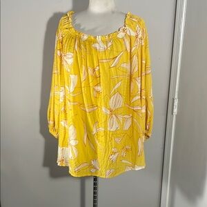 Ava & Viv Yellow Flutter Sleeve Blouse